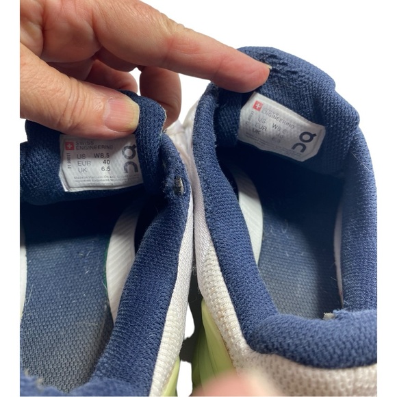 On Cloud Cloudflyer 4 Womens Running Shoes White/Navy/Green Size 8.5 Shoes - Picture 4 of 10